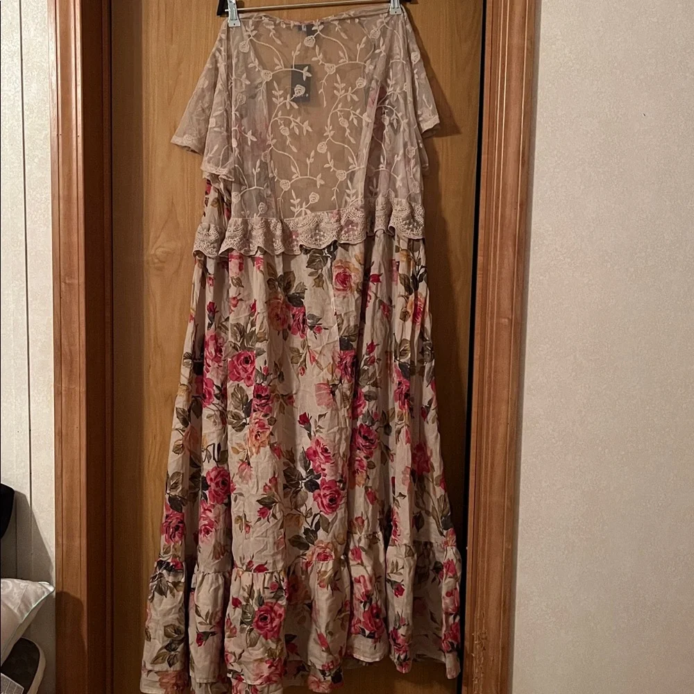 Floral Boho Maxi kimono with Lace Trim - Picture 2 of 2
